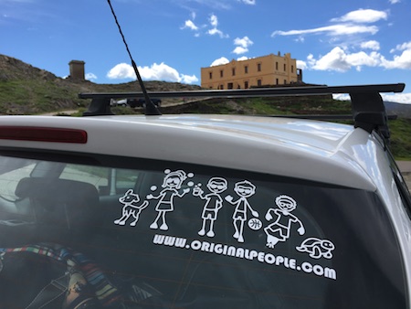 Pegatinas familia para coche en la montaña